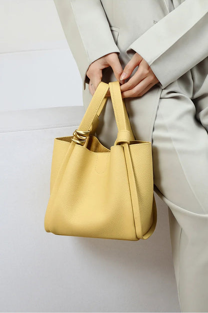 Exquisite Genuine Leather Versatile Casual Bucket Handbag