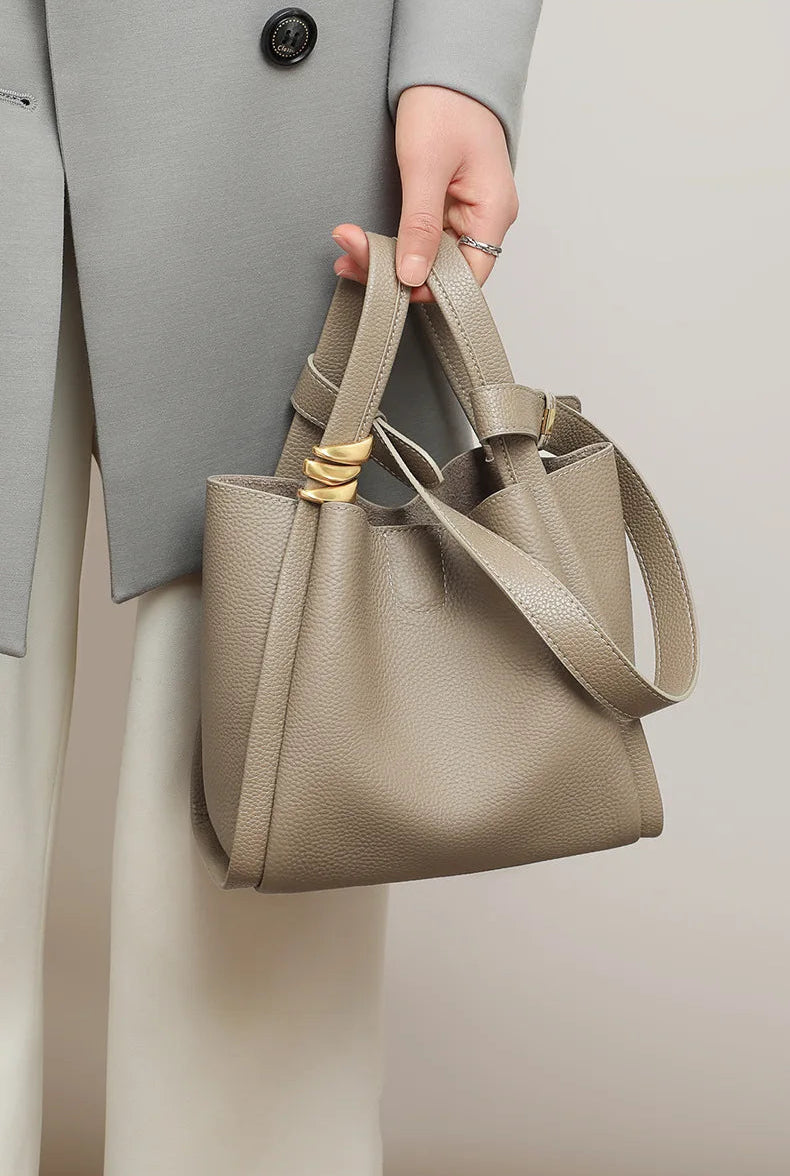 Exquisite Genuine Leather Versatile Casual Bucket Handbag