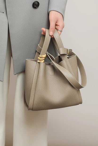 Exquisite Genuine Leather Versatile Casual Bucket Handbag
