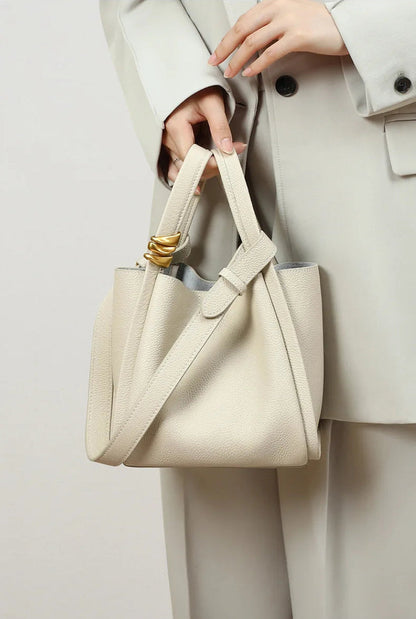 Exquisite Genuine Leather Versatile Casual Bucket Handbag