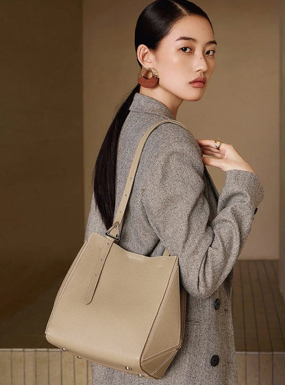 Aura Genuine Leather Geometric Winged Tote