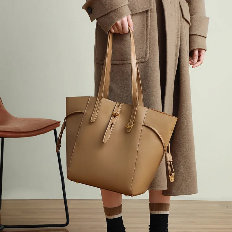 Vanguard Artisan Genuine Leather Executive tote