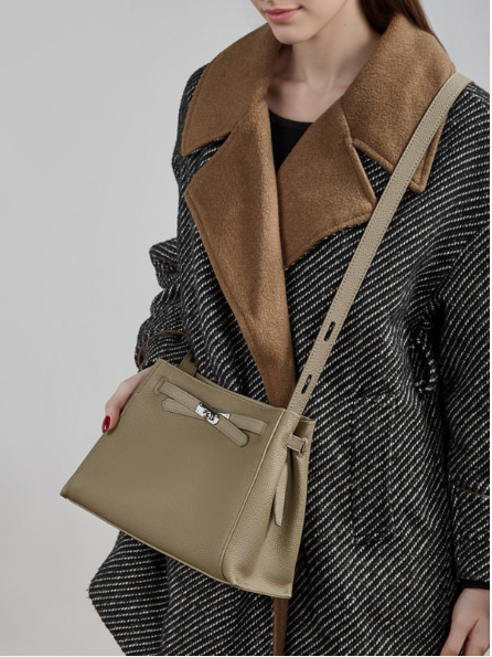 Genuine Leather Prestige Shoulder Bag