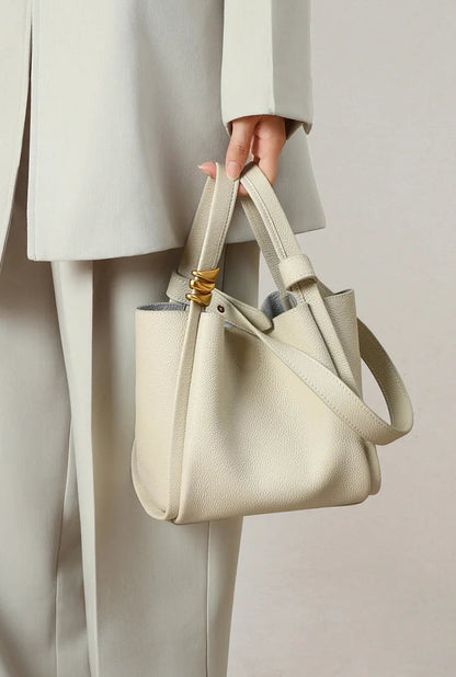 Exquisite Genuine Leather Versatile Casual Bucket Handbag