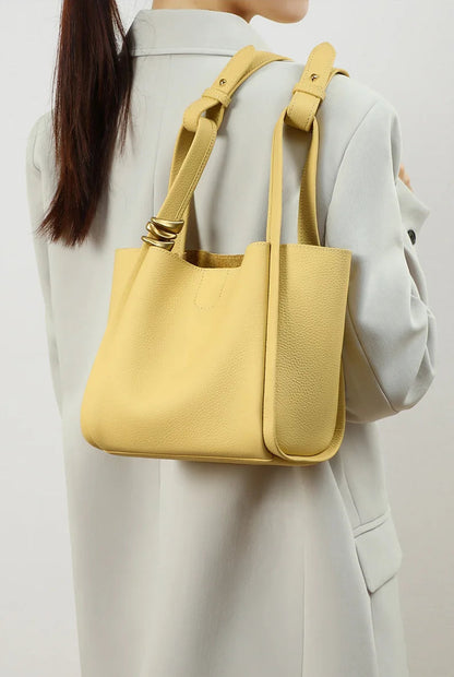 Exquisite Genuine Leather Versatile Casual Bucket Handbag