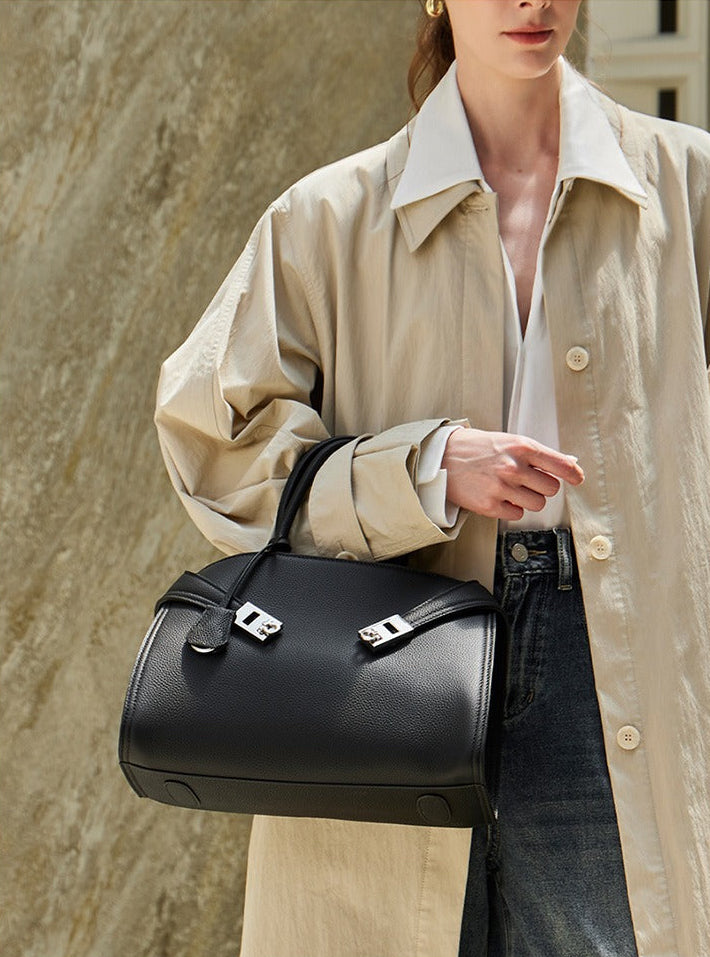 Elegant Pebbled Leather Satchel Bag