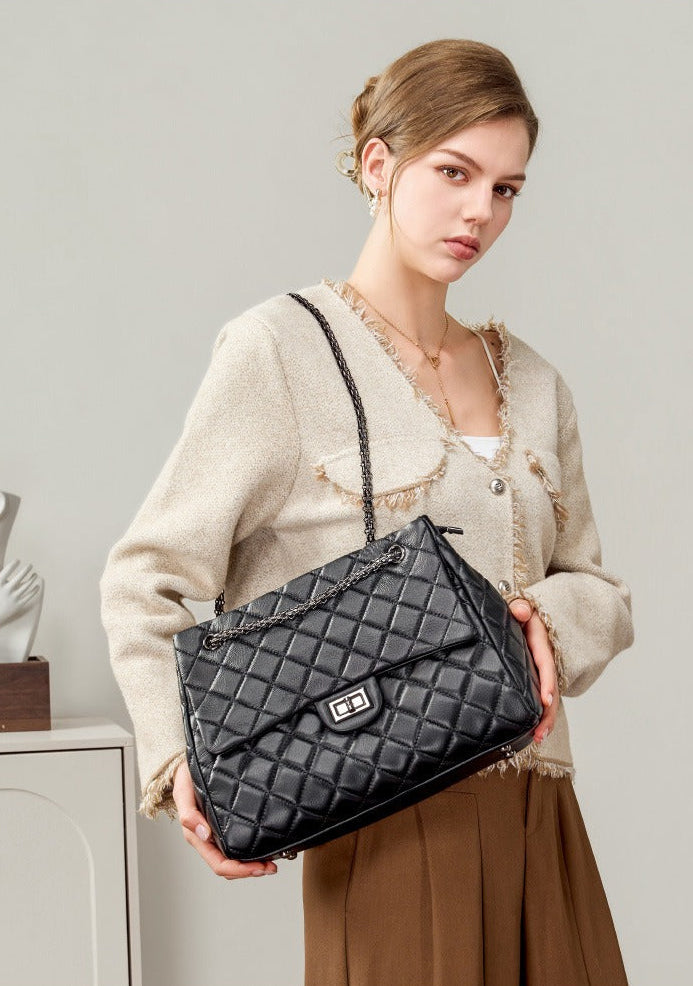 Quilted Leather Chain Shoulder Bag