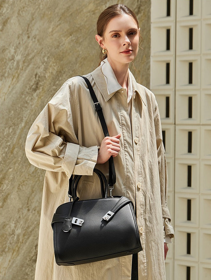 Elegant Pebbled Leather Satchel Bag