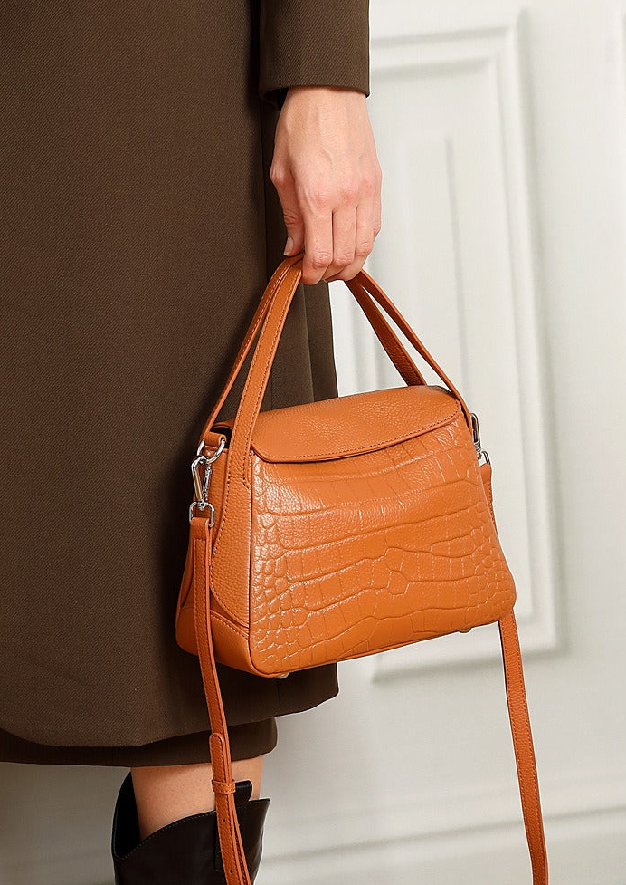 Crocodile Pattern Leather Flap Handbag