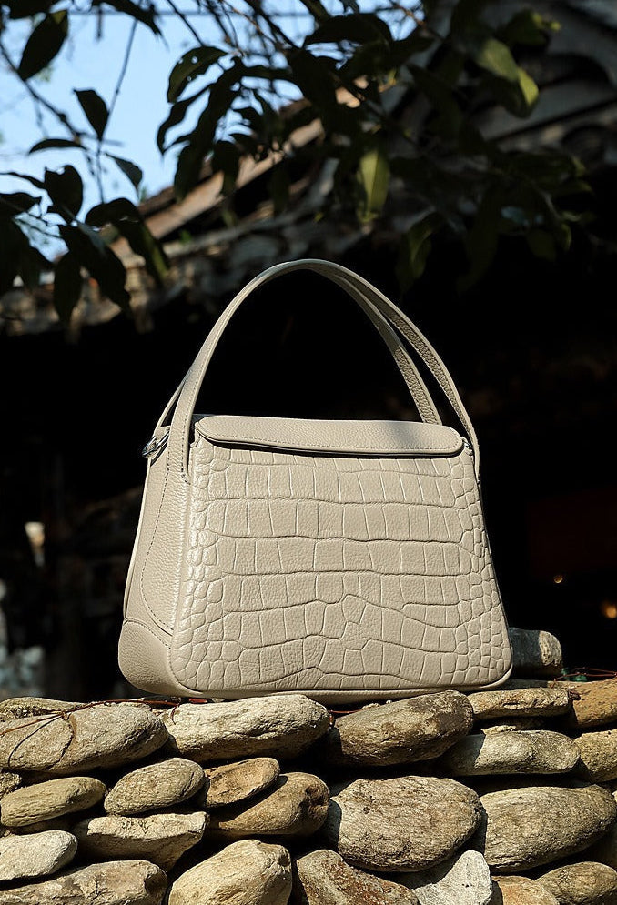 Crocodile Pattern Leather Flap Handbag