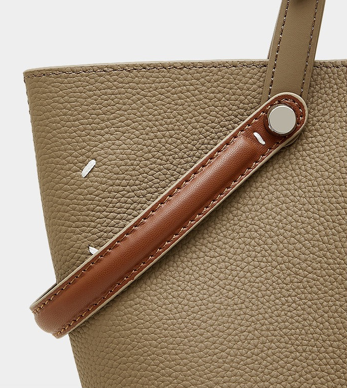 Leather Bucket Tote Inner Pouch
